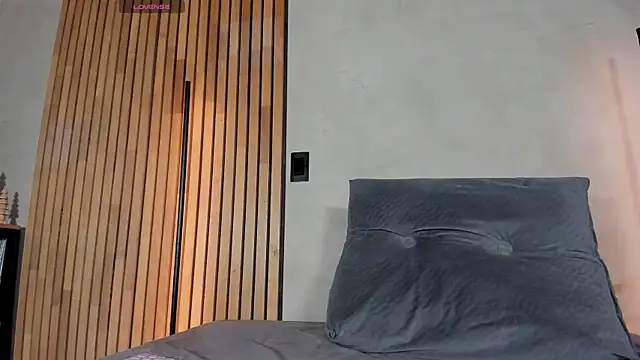 honeyhot69   online show from 11-22-25, 11:42