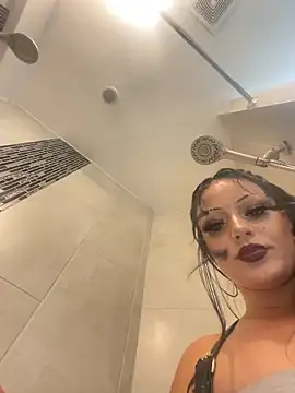 tatted-bitty online show from 10-01-25, 02:50