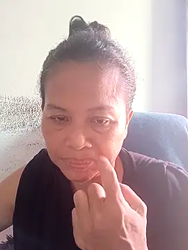 Snapshot of Fon_Bigboobs chatting on 02-13-26, 06:31 Fon Bigboobs online show from 02-13-26, 06:31