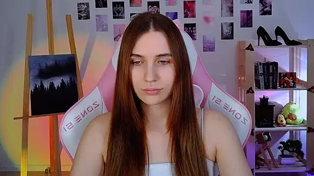 AliceCharmy online show from 01-04-25, 02:14