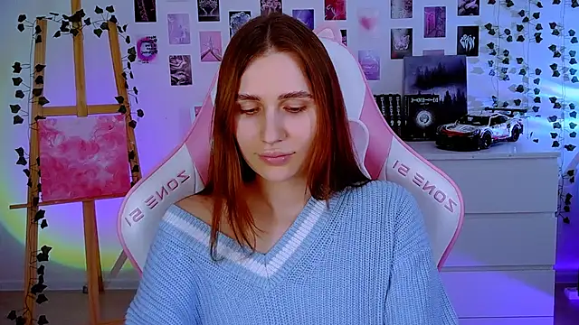 AliceCharmy online show from 01-17-25, 01:24