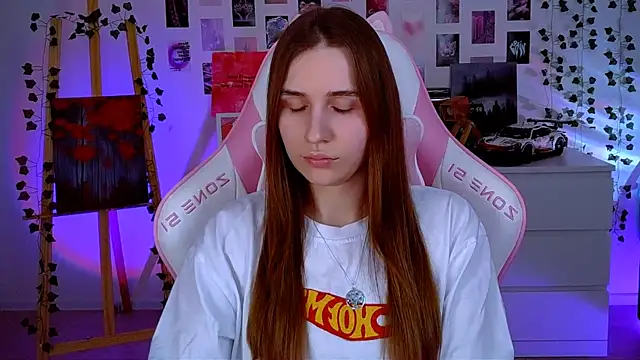 AliceCharmy online show from 02-27-25, 05:47