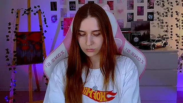 AliceCharmy online show from 03-16-25, 05:39