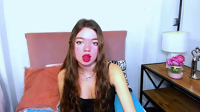 GraceLips online show from 02-28-25, 09:47