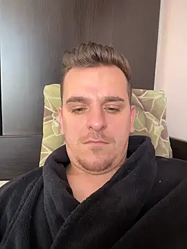 Huge cock22cm online show from 03-01-26, 10:06