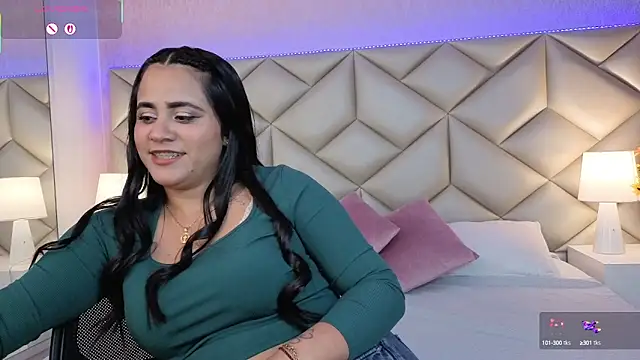 Snapshot of Brenda_Garcia chatting on 09-16-25, 07:37 Brenda Garcia online show from 09-16-25, 07:37