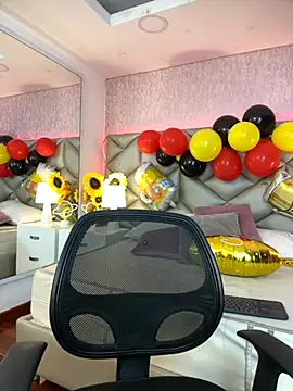 Snapshot of Brenda_Garcia chatting on 10-01-25, 03:23 Brenda Garcia online show from 10-01-25, 03:23