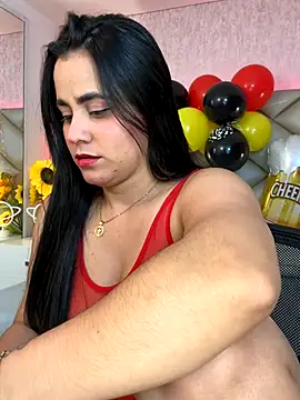 Snapshot of Brenda_Garcia chatting on 10-02-25, 08:05 Brenda Garcia online show from 10-02-25, 08:05