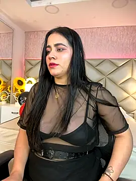 Snapshot of Brenda_Garcia chatting on 10-03-25, 08:06 Brenda Garcia online show from 10-03-25, 08:06