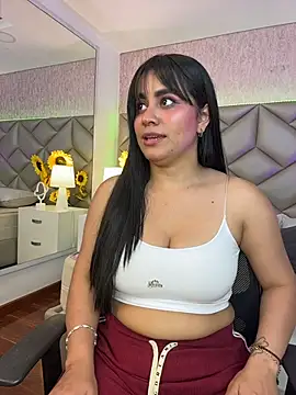 Snapshot of Brenda_Garcia chatting on 11-08-25, 07:23 Brenda Garcia online show from 11-08-25, 07:23