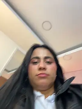 Snapshot of Brenda_Garcia chatting on 11-21-25, 09:57 Brenda Garcia online show from 11-21-25, 09:57