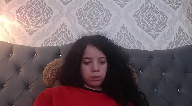 Snapshot of EmmaCowperr chatting on 02-25-25, 07:25 EmmaCowperr online show from 02-25-25, 07:25