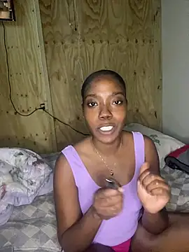 Snapshot of NillaMontana chatting on 01-15-25, 01:34 NillaMontana online show from 01-15-25, 01:34