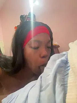 NillaMontana online show from 04-03-26, 04:38