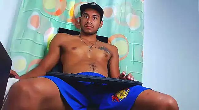 Snapshot of DanteSantoro chatting on 02-03-25, 02:55 DanteSantoro online show from 02-03-25, 02:55