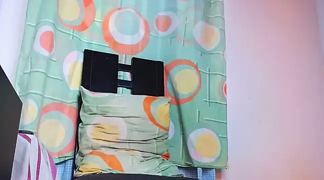 Snapshot of DanteSantoro chatting on 02-06-25, 12:48 DanteSantoro online show from 02-06-25, 12:48