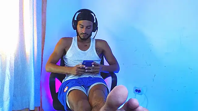 Snapshot of DanteSantoro chatting on 01-07-26, 07:49 DanteSantoro online show from 01-07-26, 07:49