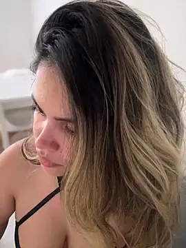 melanny10 online show from 02-02-25, 11:30