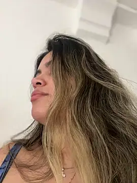 melanny10 online show from 02-21-25, 10:39