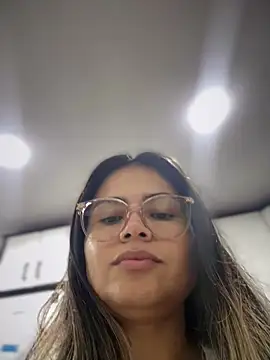 Snapshot of melanny10 chatting on 02-01-26, 07:18 melanny10 online show from 02-01-26, 07:18