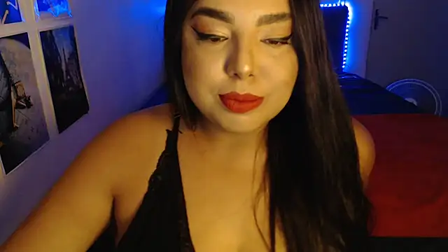 Snapshot of Internacionalist7 chatting on 01-27-25, 02:31 Internacionalist7 online show from 01-27-25, 02:31