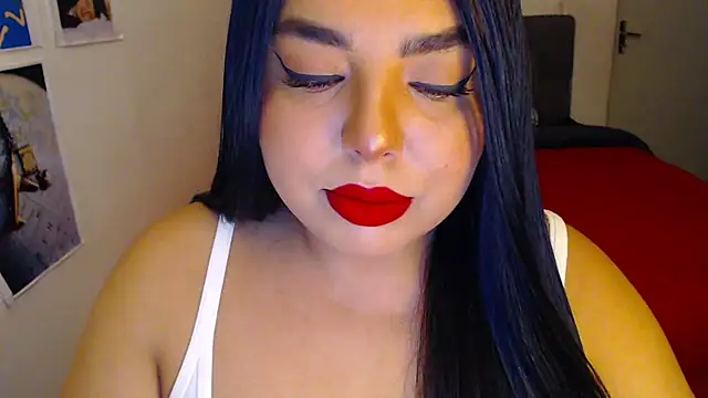 Snapshot of Internacionalist7 chatting on 09-24-25, 01:36 Internacionalist7 online show from 09-24-25, 01:36