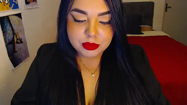 Snapshot of Internacionalist7 chatting on 10-10-25, 08:41 Internacionalist7 online show from 10-10-25, 08:41