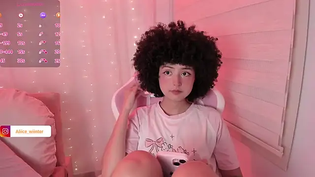 Alice winter  online show from 02-05-26, 06:12