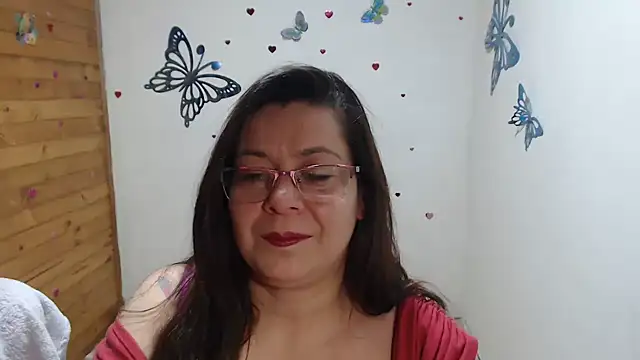 Snapshot of lilisa777 chatting on 07-14-26, 02:05 lilisa777 online show from 07-14-26, 02:05