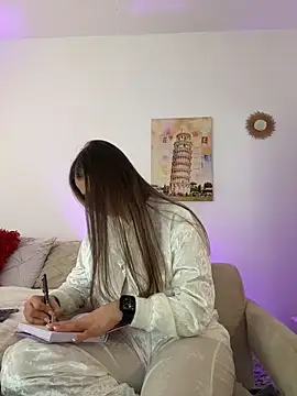 Ashleyjenner  online show from 04-18-26, 04:00