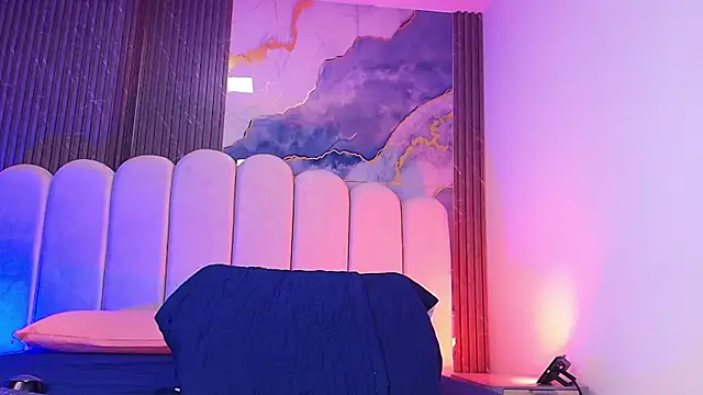 hot dione online show from 04-09-26, 07:19