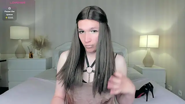 Snapshot of valeriasecret chatting on 06-12-26, 03:49 valeriasecret online show from 06-12-26, 03:49