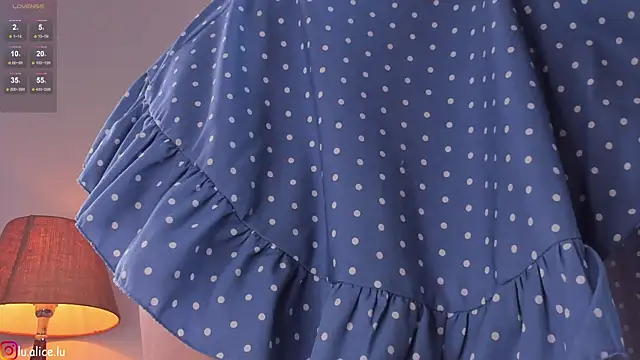 Snapshot of alicelu_ chatting on 12-02-24, 09:24 alicelu online show from 12-02-24, 09:24