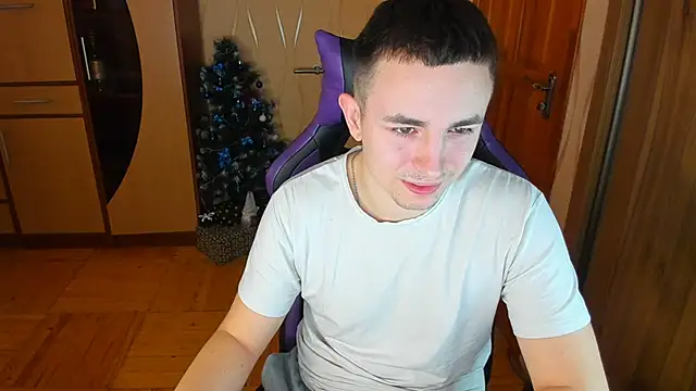 Snapshot of bigmark033 chatting on 02-13-25, 10:23 bigmark033 online show from 02-13-25, 10:23