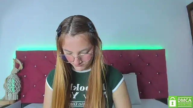 Ruth harvey  online show from 01-28-25, 12:43