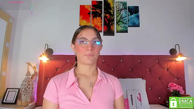 Ruth harvey  online show from 10-10-25, 01:21