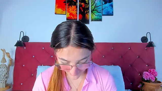 Ruth harvey  online show from 11-07-25, 01:44