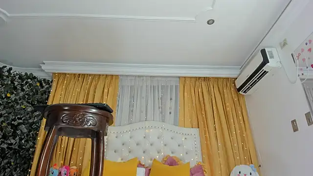 Snapshot of Alex_Keit chatting on 09-08-25, 02:16 Alex Keit online show from 09-08-25, 02:16