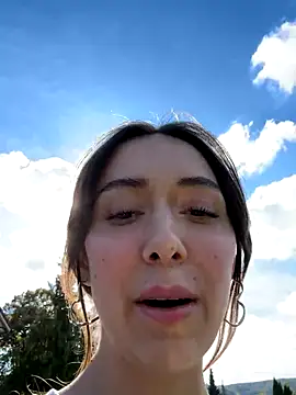 Snapshot of emiliasommer chatting on 10-07-25, 01:30 emiliasommer online show from 10-07-25, 01:30