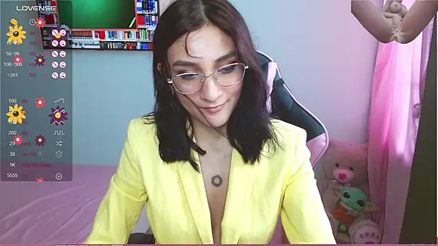 Mei Kelly online show from 01-23-25, 07:07