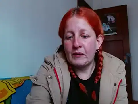 ViioletaMora online show from 09-30-25, 08:47