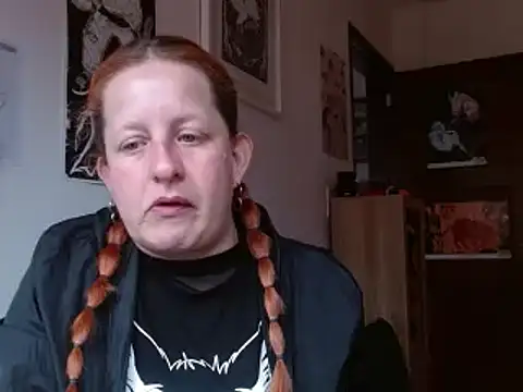 ViioletaMora online show from 03-06-26, 09:00