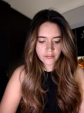 maliciaworld online show from 10-18-25, 09:04