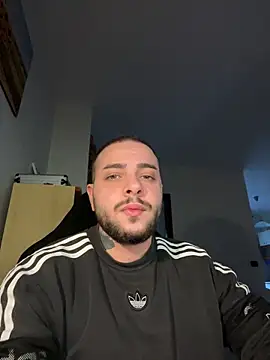 Snapshot of FTMichael99 chatting on 03-10-26, 04:45 FTMichael99 online show from 03-10-26, 04:45