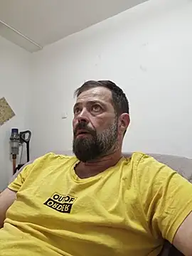 Snapshot of zefside42 chatting on 11-24-25, 12:38 zefside42 online show from 11-24-25, 12:38