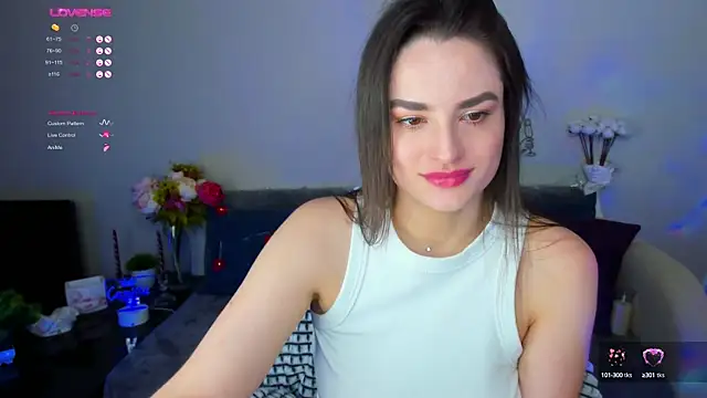 Snapshot of Camilla__one__ chatting on 02-10-25, 08:09 Camilla one online show from 02-10-25, 08:09