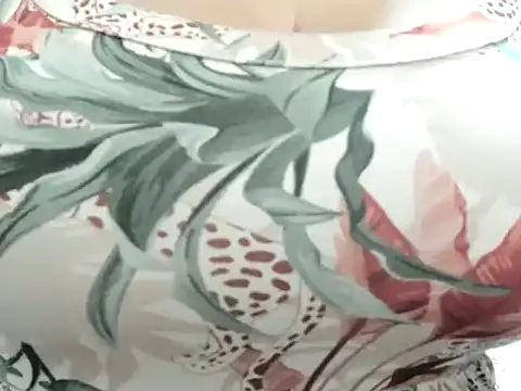 Snapshot of MonicaGarcia_ chatting on 05-19-26, 07:20 MonicaGarcia online show from 05-19-26, 07:20
