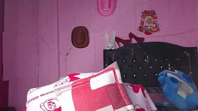 Snapshot of NikkiRous_ chatting on 03-07-25, 06:54 NikkiRous online show from 03-07-25, 06:54