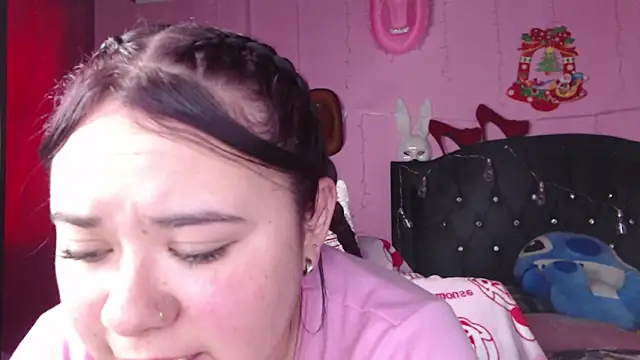 Snapshot of NikkiRous_ chatting on 03-14-25, 06:50 NikkiRous online show from 03-14-25, 06:50