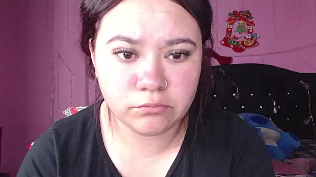 Snapshot of NikkiRous_ chatting on 03-18-25, 04:37 NikkiRous online show from 03-18-25, 04:37